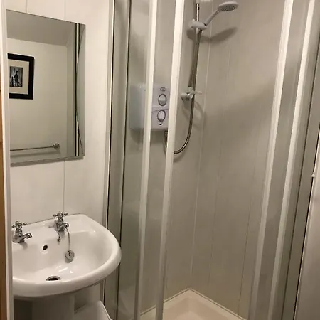 Dillon's Semesterbostad Monneill